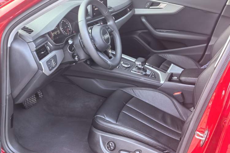 Used Audi A4L 2017 Plus 40 TFSI Ambition Model Interior 1