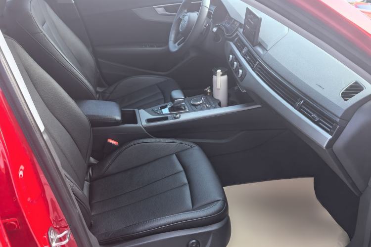 Used Audi A4L 2017 Plus 40 TFSI Ambition Model Interior 2