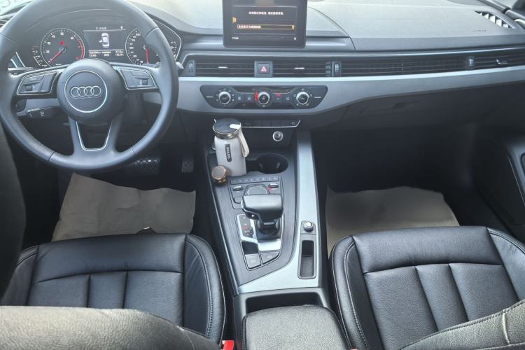 Used Audi A4L 2017 Plus 40 TFSI Ambition Model Interior 3