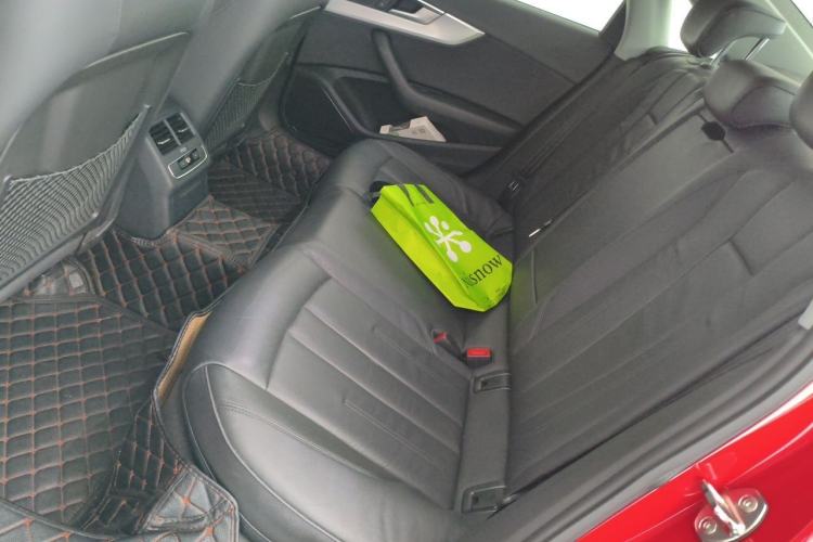 Used Audi A4L 2017 40 TFSI Fashion Model Left Rear Seat