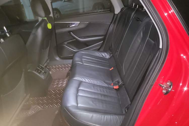 Used Audi A4L 2017 45 TFSI quattro Sport Edition Left Rear Seat