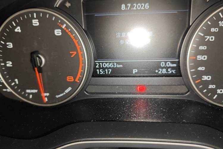 Used Audi A4L 2017 40 TFSI Ambition Edition Odometer Close Up