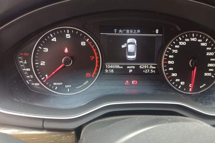 Used Audi A4L 2017 40 TFSI Ambition Edition Odometer Close Up