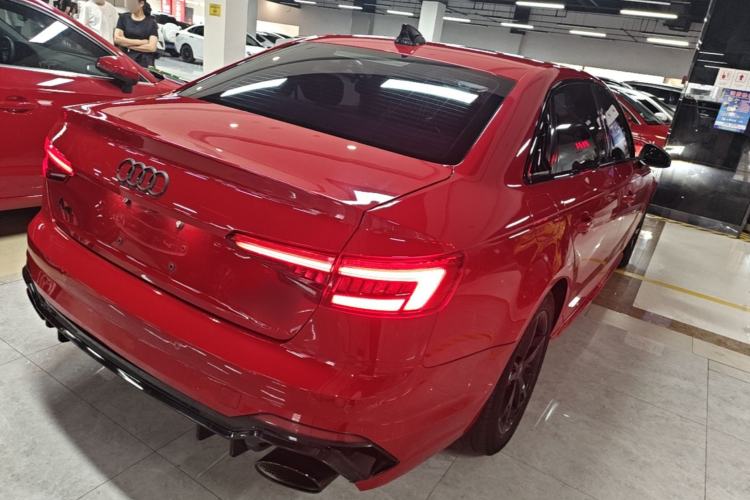 Used Audi A4L 2017 40 TFSI Fashion Model Rear Right 45 Deg
