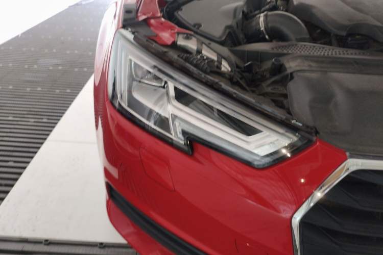 Used Audi A4L 2017 40 TFSI Fashion Model Right Front Headlight