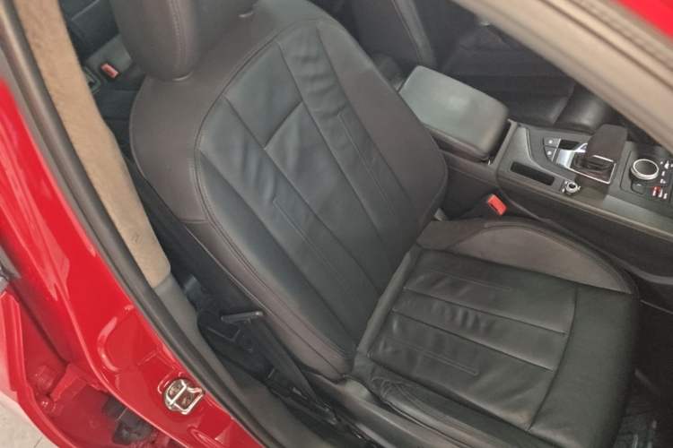 Used Audi A4L 2017 40 TFSI Fashion Model Right Front Seat