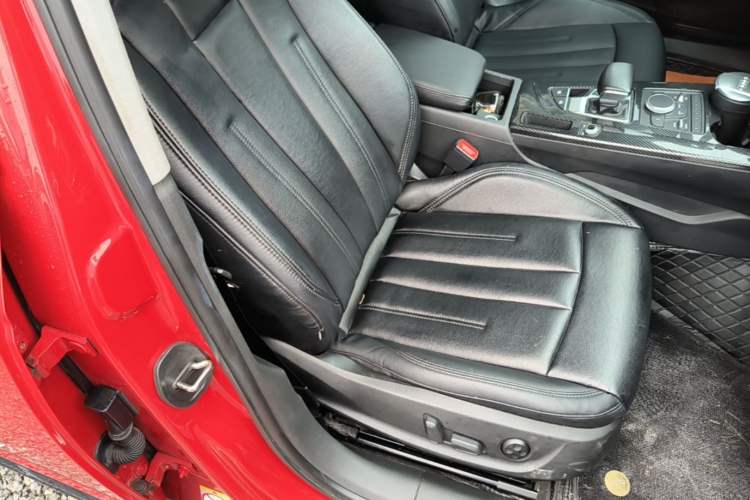Used Audi A4L 2017 Plus 40 TFSI Ambition Model Right Front Seat