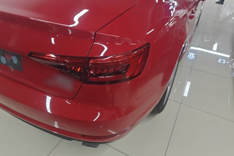 Used Audi A4L 2017 Plus 40 TFSI Ambition Model Right Rear Taillight