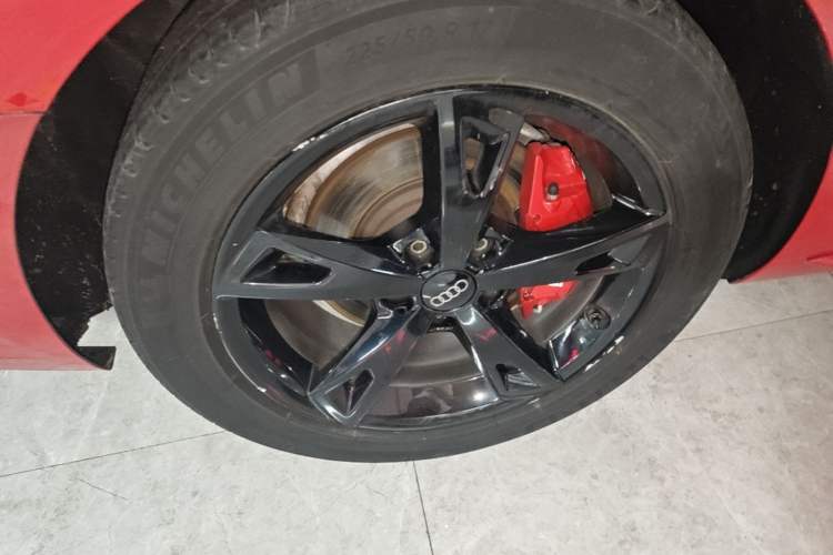 Used Audi A4L 2017 40 TFSI Fashion Model Right Rear Wheel Hub