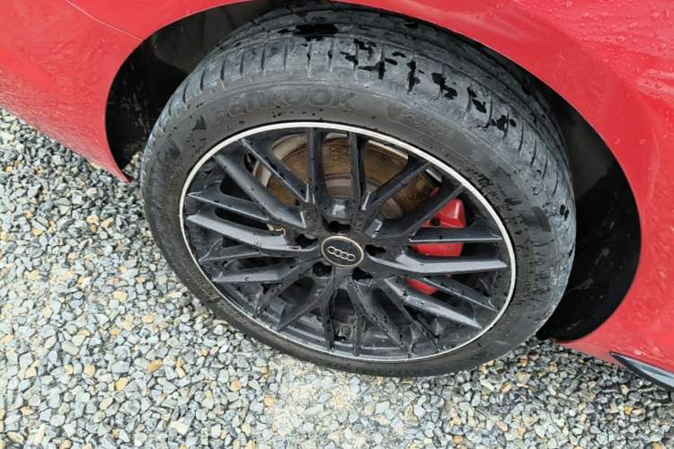 Used Audi A4L 2017 Plus 40 TFSI Ambition Model Right Rear Wheel Hub
