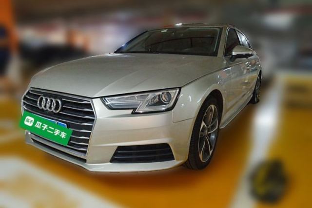 Ojetý Audi A4L 2017 Plus 40 TFSI Ambition Model
