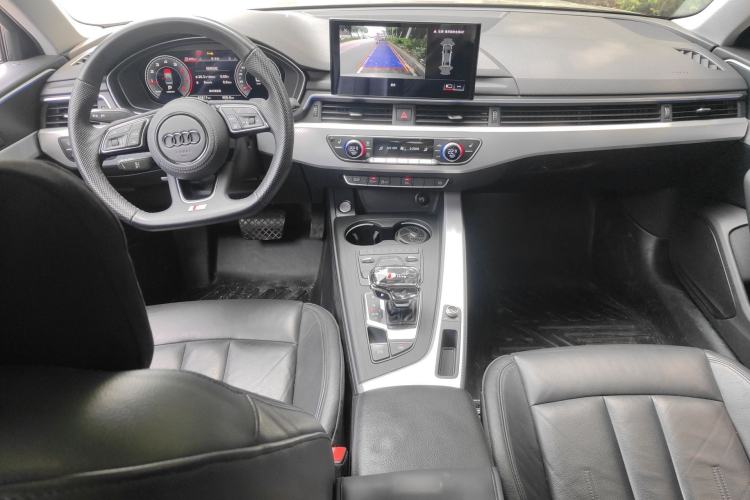 Used Audi A4L 2017 40 TFSI Fashion Model Center Console