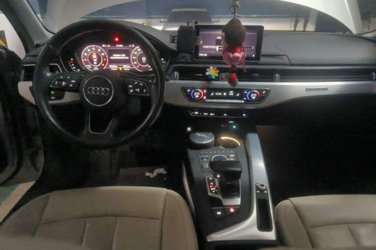 Used Audi A4L 2017 Plus 45 TFSI quattro Sport model Center Console