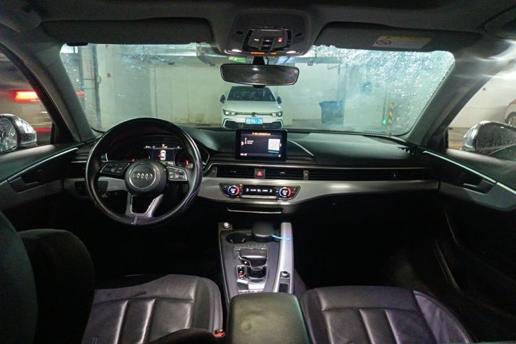 Used Audi A4L 2017 40 TFSI Fashion Model Center Console