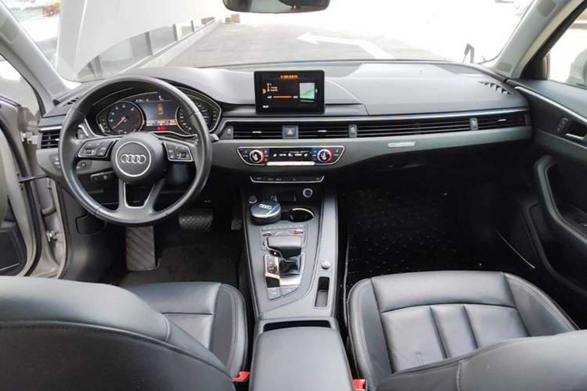 Used Audi A4L 2017 45 TFSI quattro Style Edition Center Console