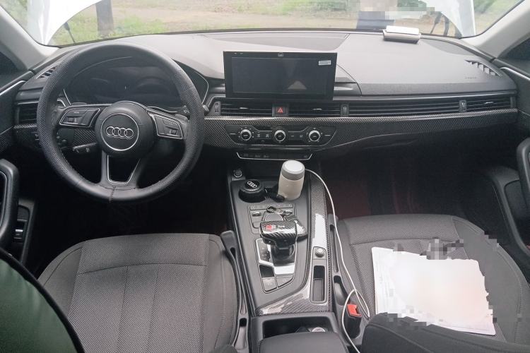 Used Audi A4L 2017 Plus 40 TFSI Ambition Model Center Console