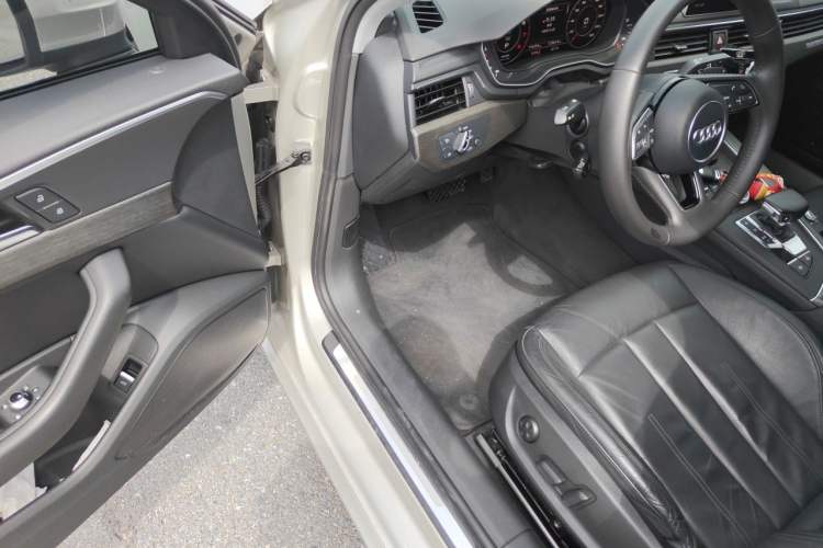 Used Audi A4L 2017 Plus 45 TFSI quattro Stylish Model Driver Seat