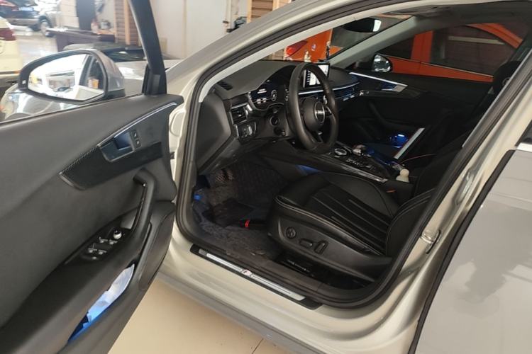 Used Audi A4L 2017 45 TFSI quattro Style Edition Driver Seat