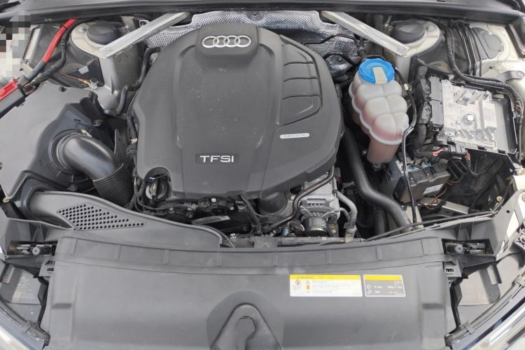 Used Audi A4L 2017 Plus 45 TFSI quattro Stylish Model Engine Bay