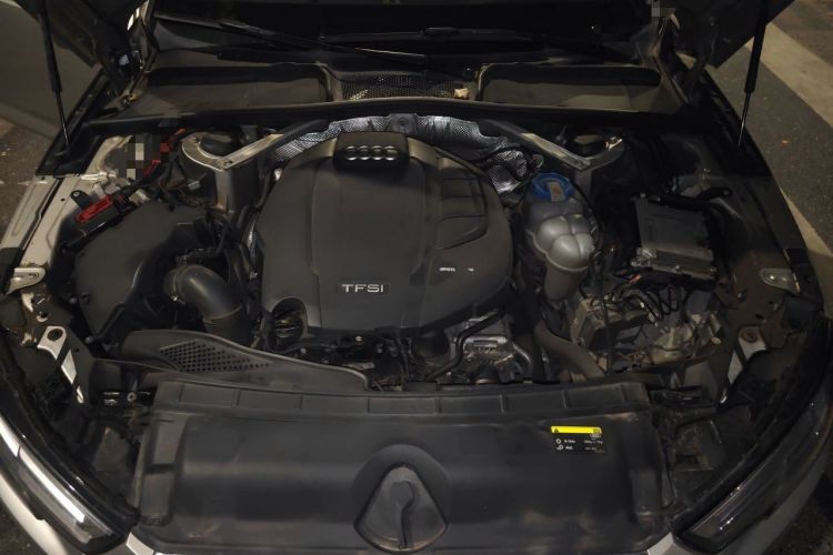 Used Audi A4L 2017 40 TFSI Style Edition Engine Bay