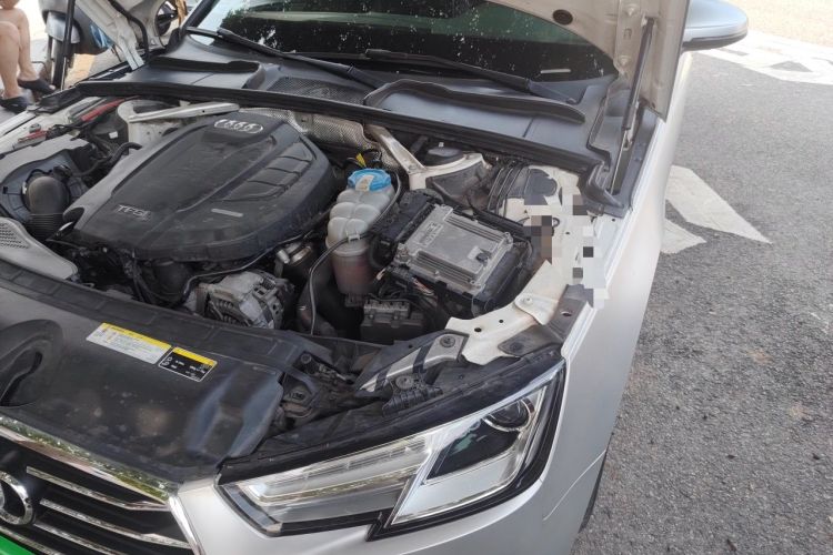 Used Audi A4L 2017 Plus 40 TFSI Ambition Model Engine Bay Left