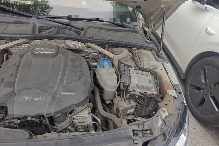 Used Audi A4L 2017 Plus 40 TFSI Ambition Model Engine Bay Left