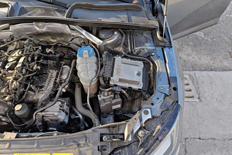 Used Audi A4L 2017 Plus 40 TFSI Fashion Model Engine Bay Left
