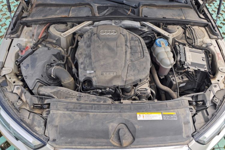 Used Audi A4L 2017 Plus 40 TFSI Fashion Model Engine Bay