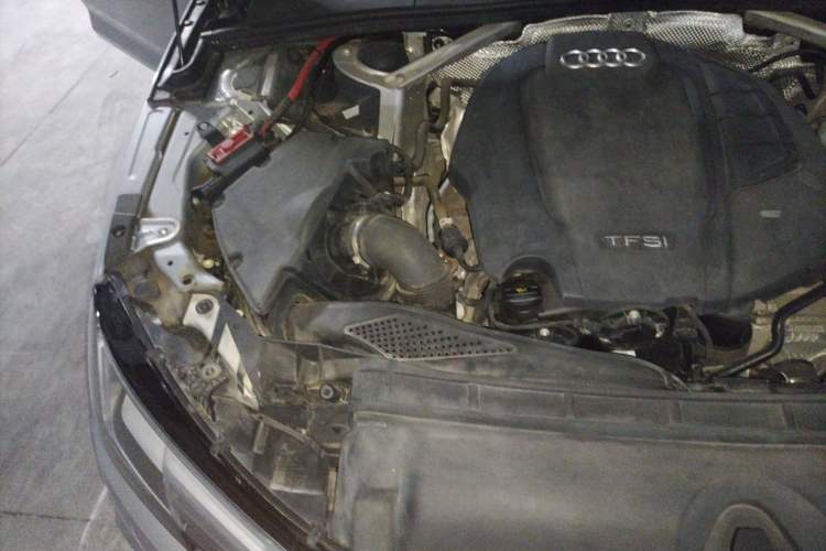 Used Audi A4L 2017 Plus 40 TFSI Sport Model Engine Bay Right