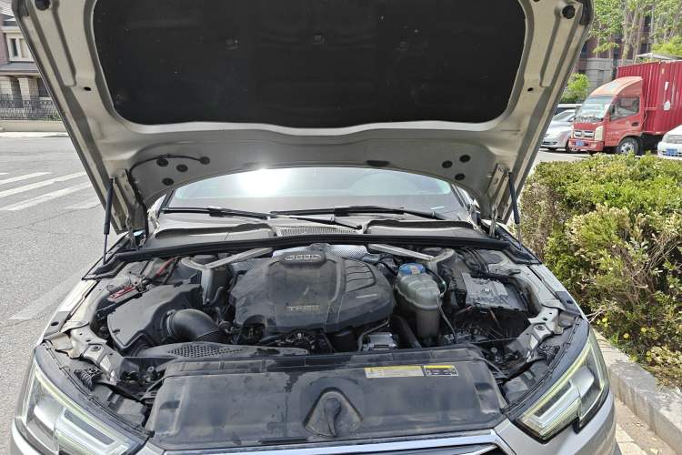 Used Audi A4L 2017 45 TFSI quattro Sport Edition Engine Bay