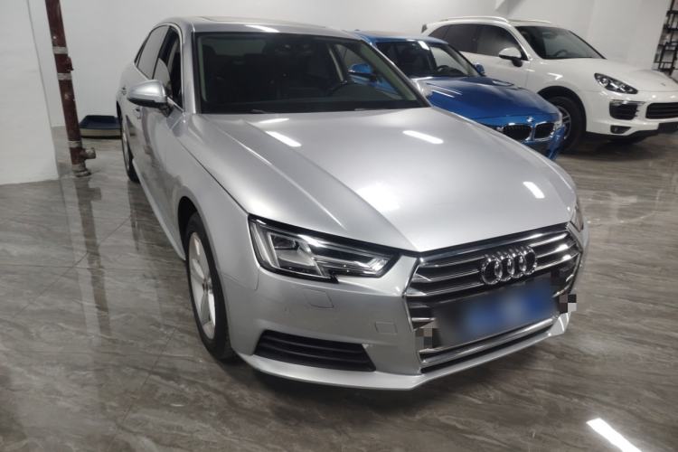 Used Audi A4L 2017 40 TFSI Fashion Model Exterior 2
