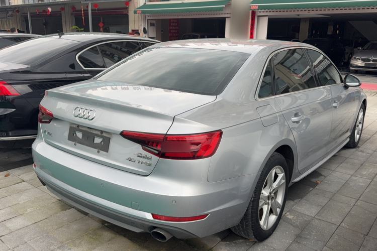 Used Audi A4L 2017 Plus 40 TFSI Ambition Model Exterior 3