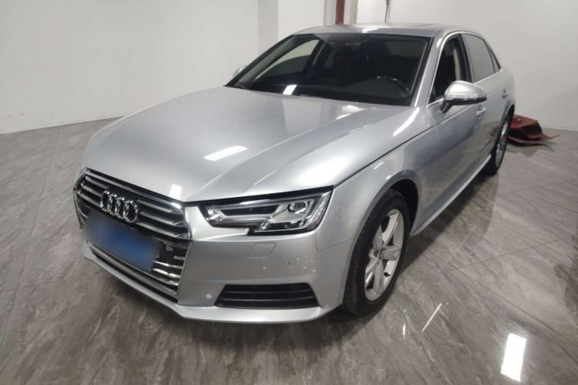 Used Audi A4L 2017 40 TFSI Fashion Model Front Left 45 Deg