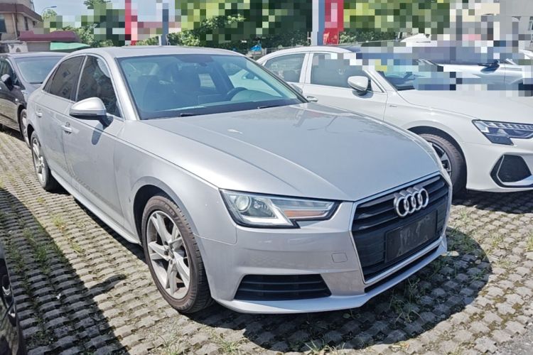 Used Audi A4L 2017 40 TFSI Ambition Edition Front Right 45 Deg