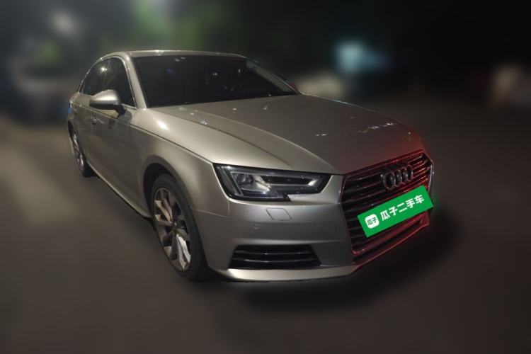 Used Audi A4L 2017 40 TFSI Style Edition Front Right 45 Deg