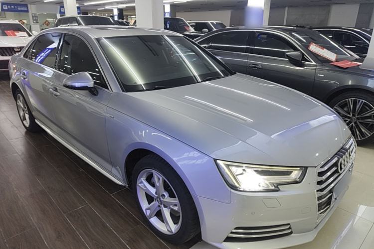 Used Audi A4L 2017 40 TFSI Fashion Model Front Right 45 Deg