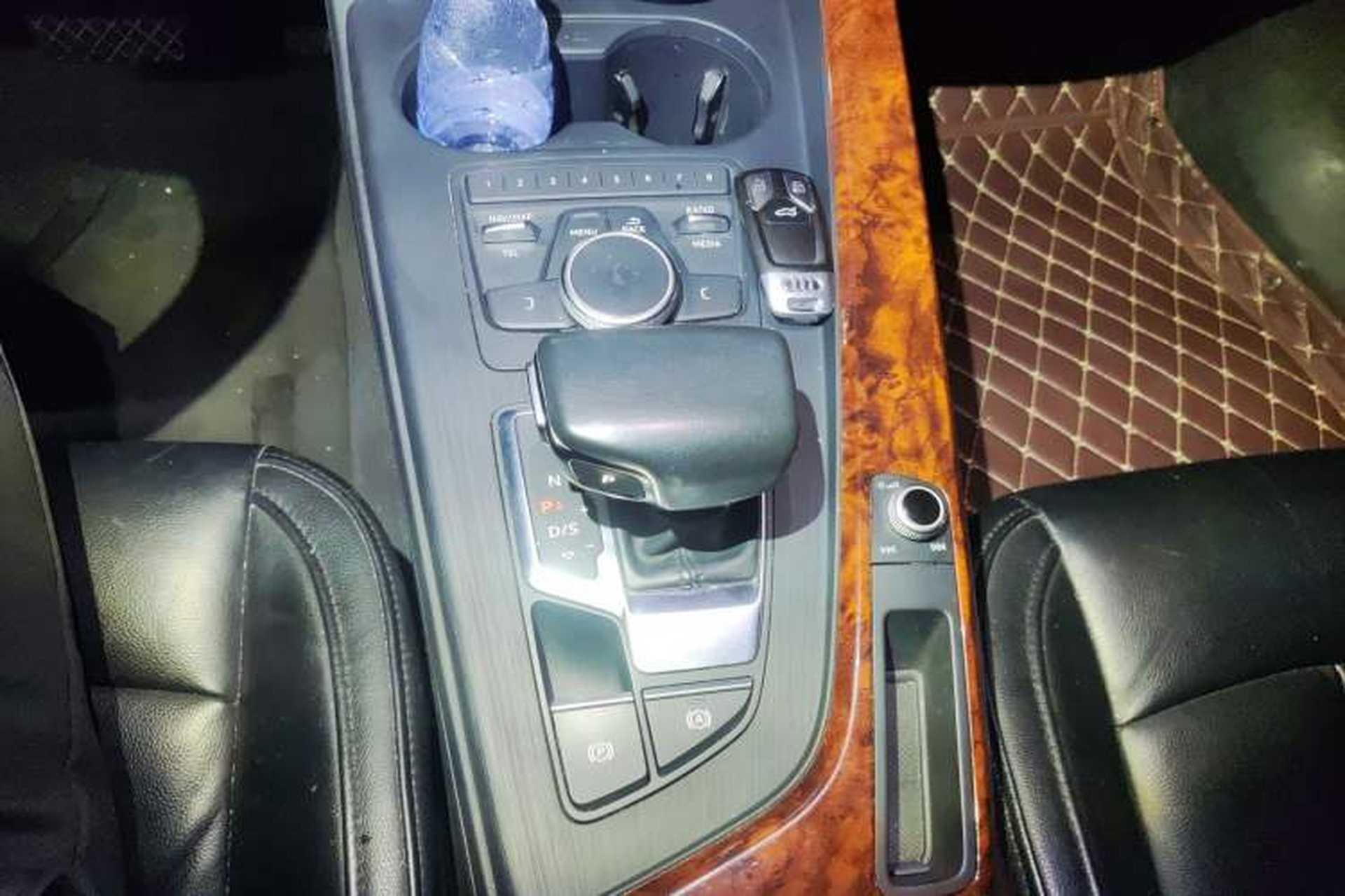 Used Audi A4L 2017 Plus 40 TFSI Ambition Model Gear Lever