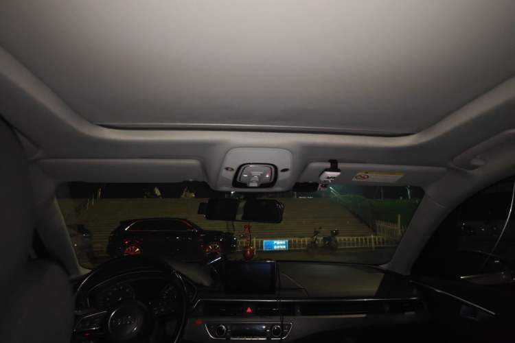 Used Audi A4L 2017 40 TFSI Style Edition Headliner