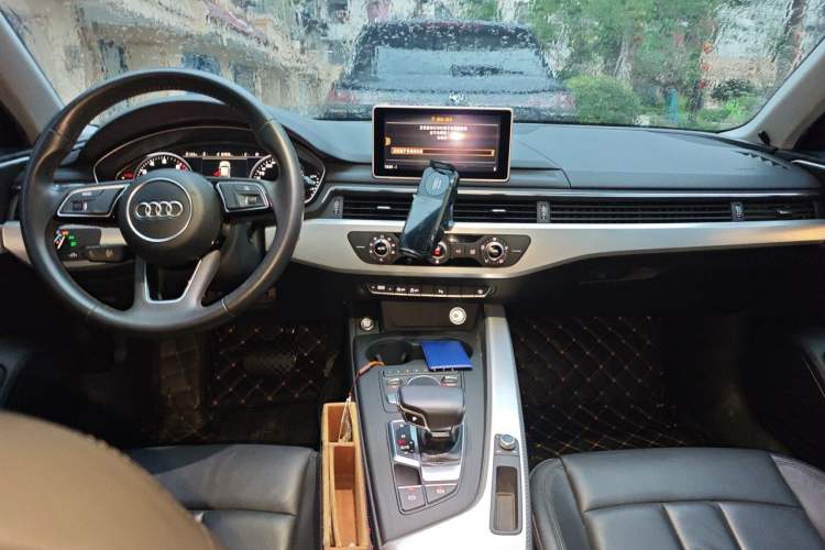Used Audi A4L 2017 Plus 40 TFSI Ambition Model Interior 2