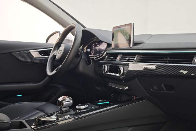 Used Audi A4L 2017 45 TFSI quattro Style Edition Interior 6