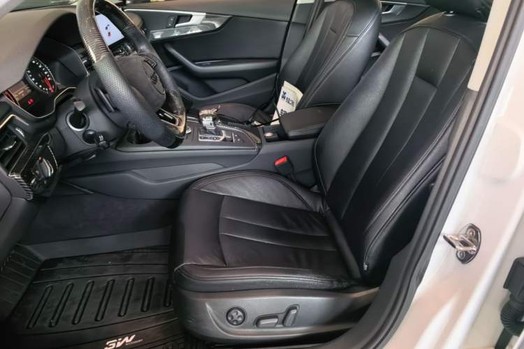 Used Audi A4L 2017 40 TFSI Ambition Edition Left Front Seat