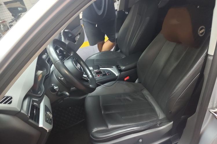 Used Audi A4L 2017 Plus 40 TFSI Fashion Model Left Front Seat