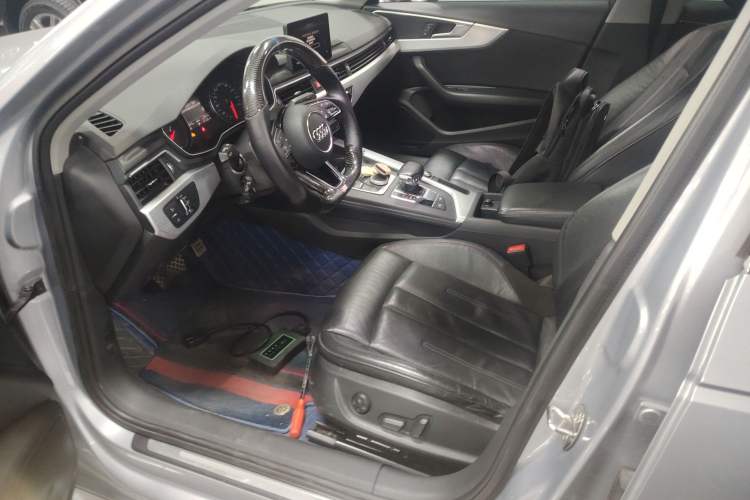 Used Audi A4L 2017 40 TFSI Fashion Model Left Front Seat