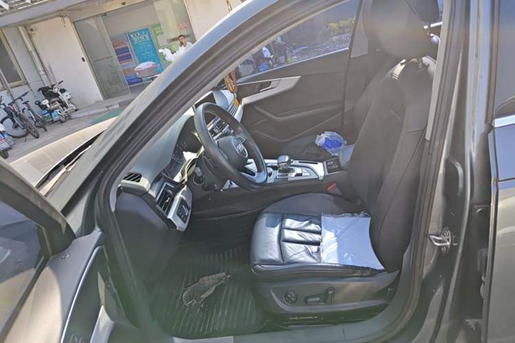 Used Audi A4L 2017 Plus 40 TFSI Fashion Model Left Front Seat