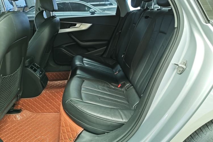 Used Audi A4L 2017 40 TFSI Fashion Model Left Rear Seat