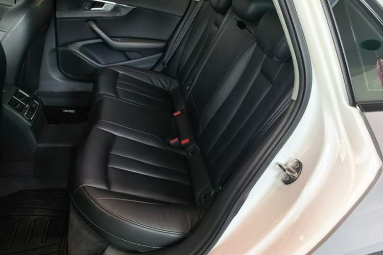 Used Audi A4L 2017 40 TFSI Ambition Edition Left Rear Seat