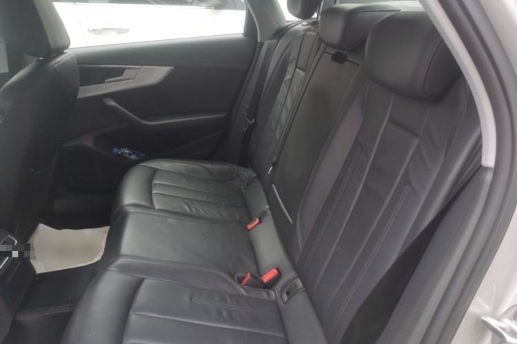 Used Audi A4L 2017 40 TFSI Fashion Model Left Rear Seat
