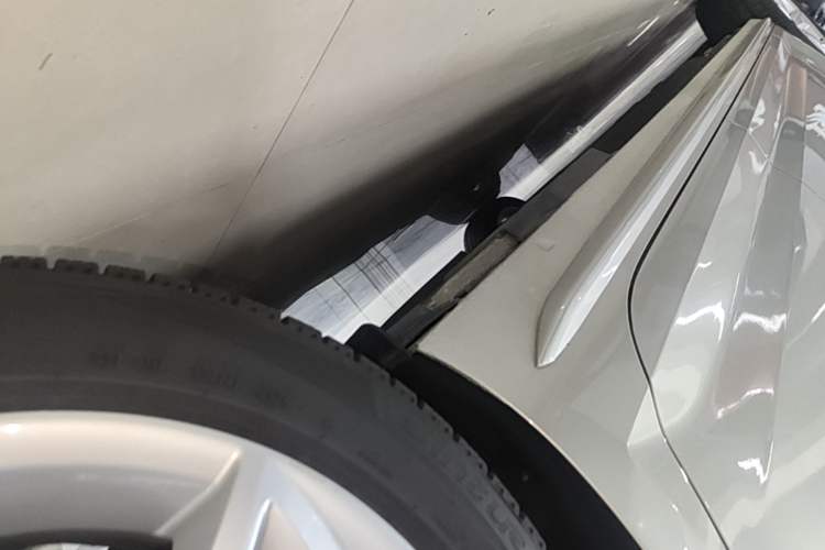 Used Audi A4L 2017 Plus 40 TFSI Fashion Model Left Side Sill