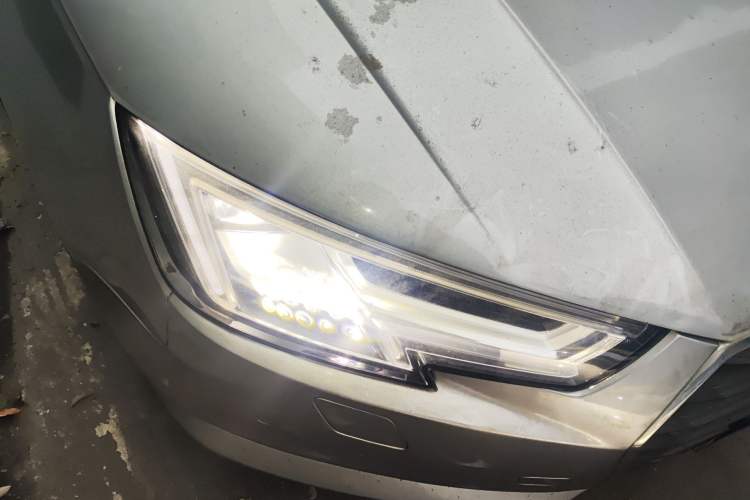 Used Audi A4L 2017 40 TFSI Fashion Model Right Front Headlight