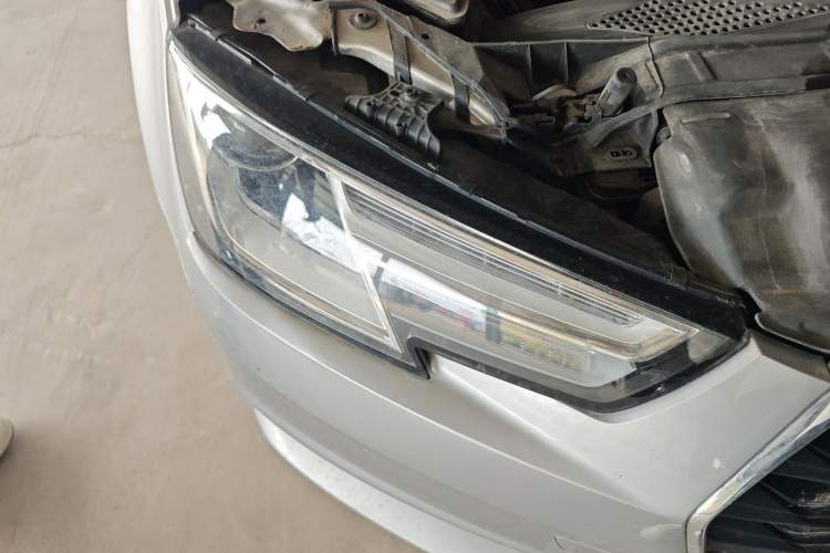 Used Audi A4L 2017 40 TFSI Ambition Edition Right Front Headlight